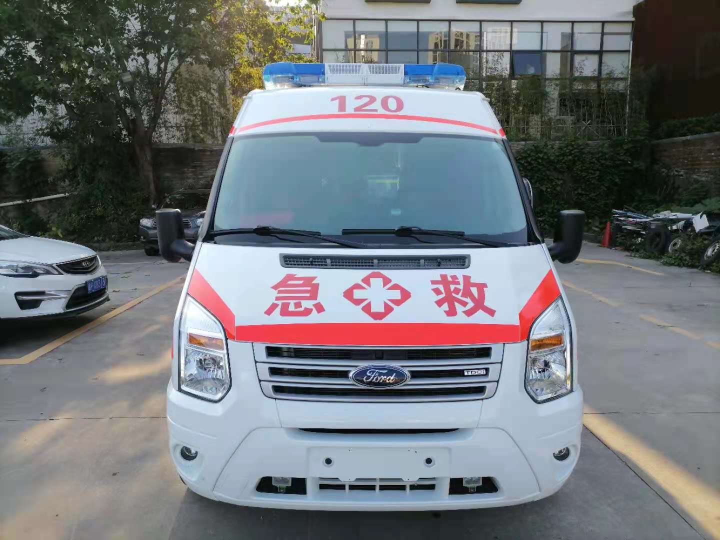 龙州县妇婴监护型护送